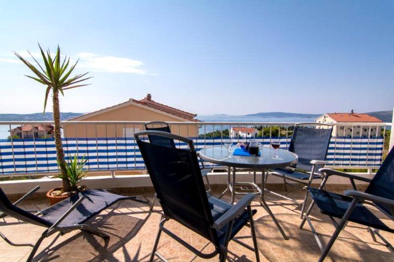 Apartments Jasna Trogir Exterior photo