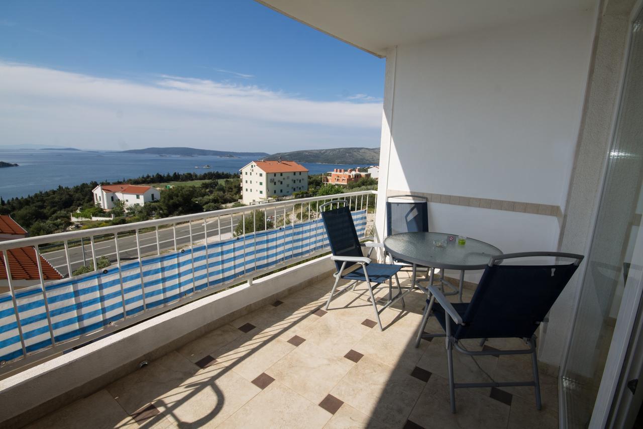 Apartments Jasna Trogir Exterior photo